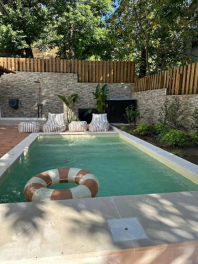 Refúgio da Caniçada T4 Piscina Aquecida Gerês